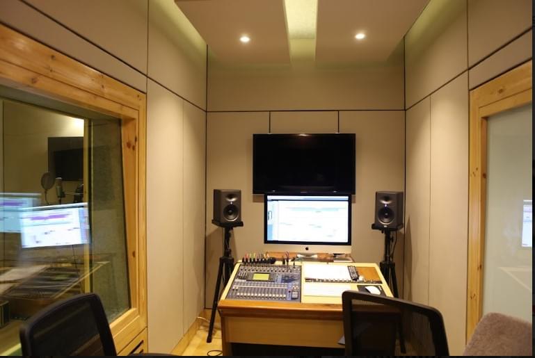 Deviprasad Goenka Management College of Media Studies Mumbai Campus photo 17